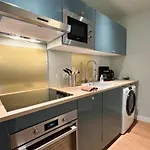 Duplex Provencal , Vieux Hyeres, Climatisation, Wi-fi شقة Hyères