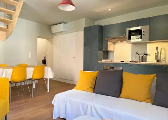 Duplex Provencal , Vieux Hyeres, Climatisation, Wi-fi Hyères