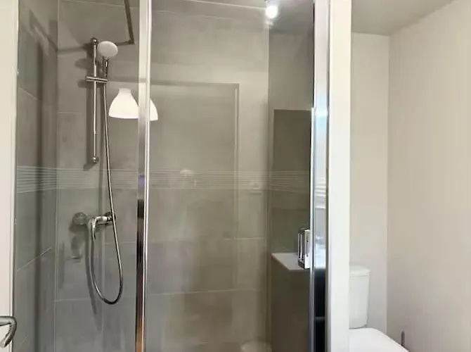 Duplex Provencal , Vieux Hyeres, Climatisation, Wi-fi Appartement Hyères