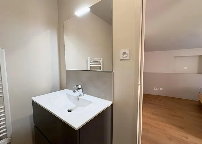 Appartement Duplex Provencal , Vieux Hyeres, Climatisation, Wi-fi