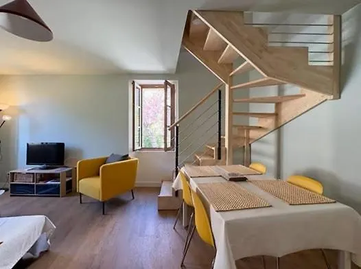 Duplex Provencal , Vieux Hyeres, Climatisation, Wi-fi Appartement